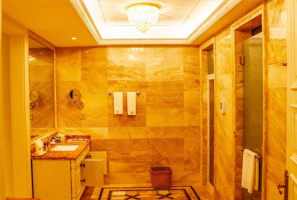 Wyndham Grand Kunming East 38/68