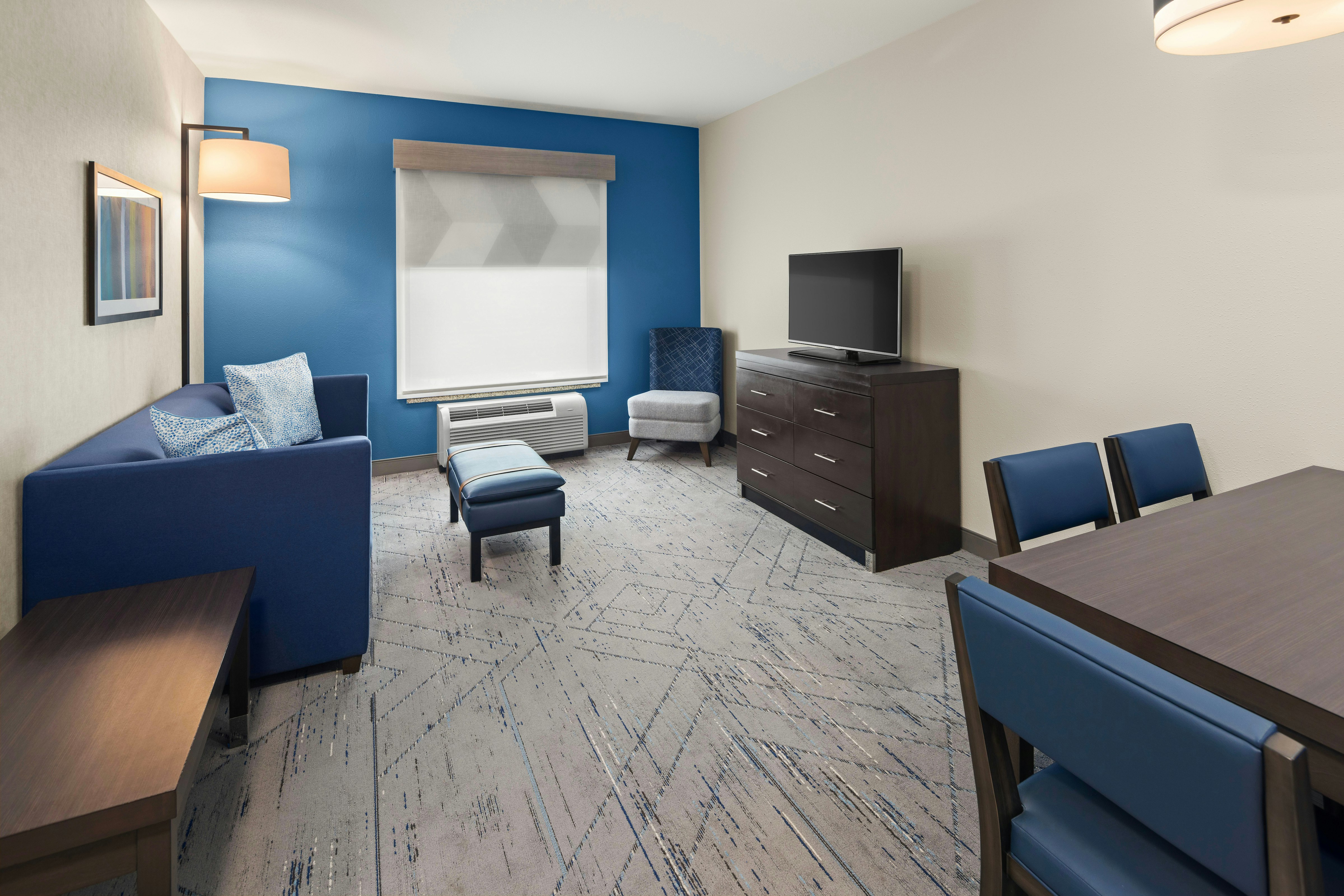 Holiday Inn Express Moline - Quad Cities Area 46/73