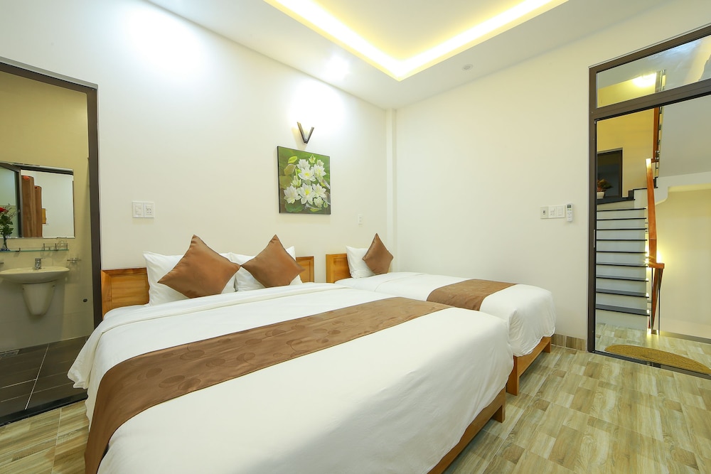 Nhu Y Homestay 18/35