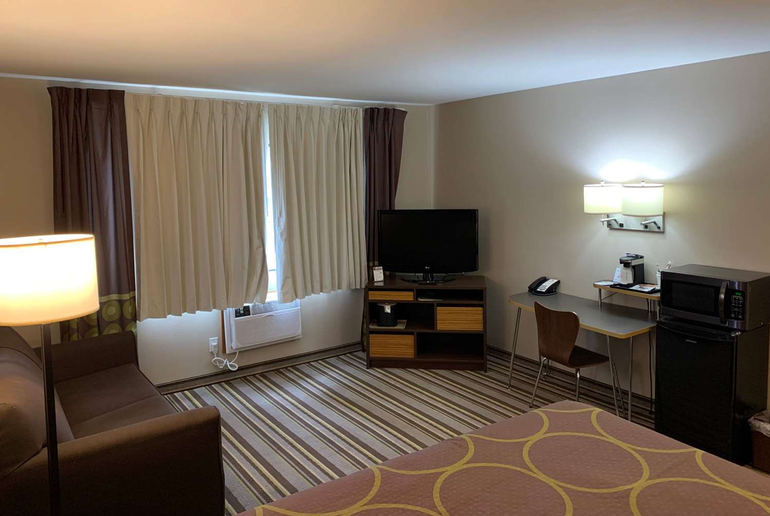 Super 8 By Wyndham Durango 24/30