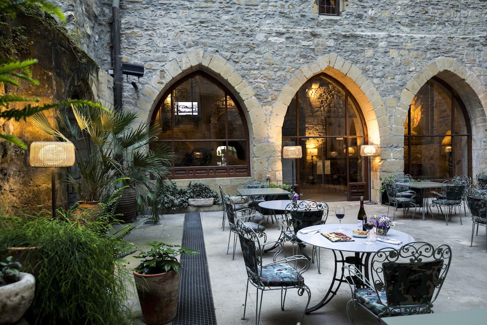 Parador De Hondarribia 17/40