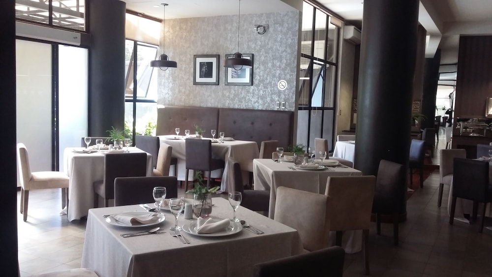 GRAN HOTEL TOLOMA 52/68