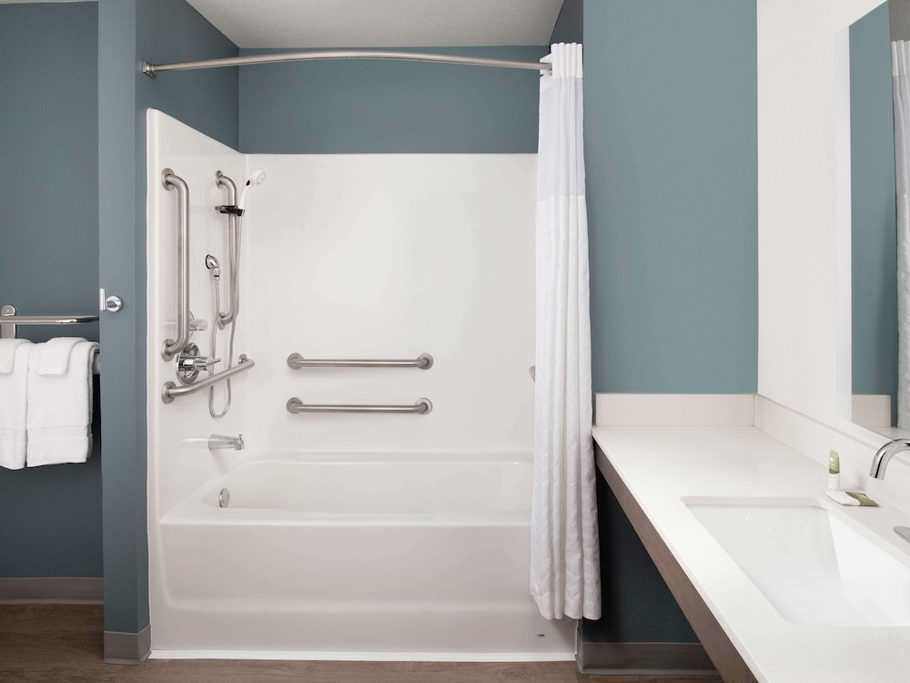 Extended Stay America Suites - Minneapolis - Fridley 44/49