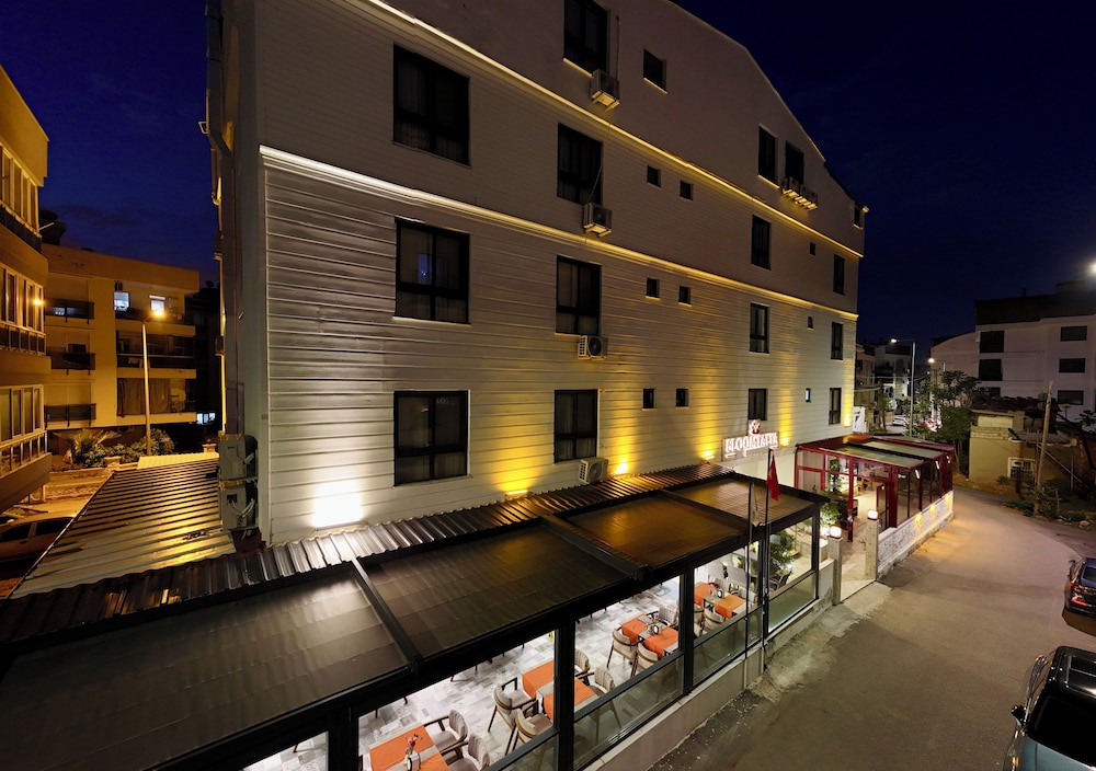 Bloomtalya Hotel 8/64