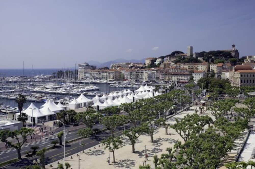 Hotel Splendid Cannes 42/45