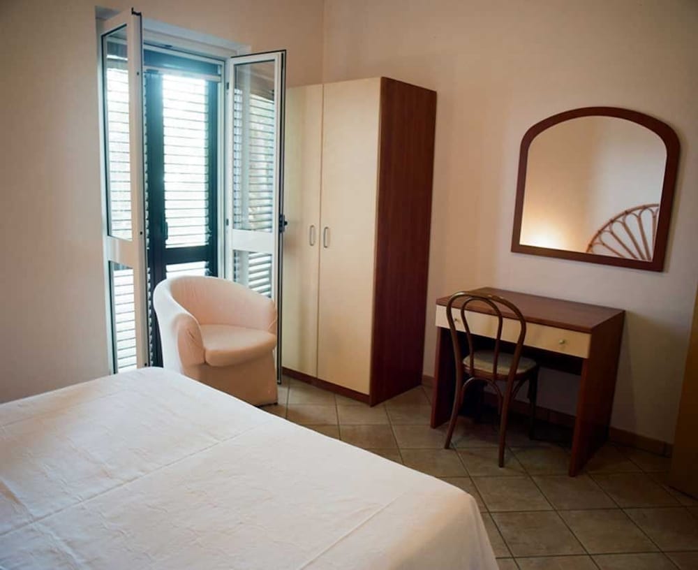 Villaggio Pineta Petto Bianco Hotel 20/60