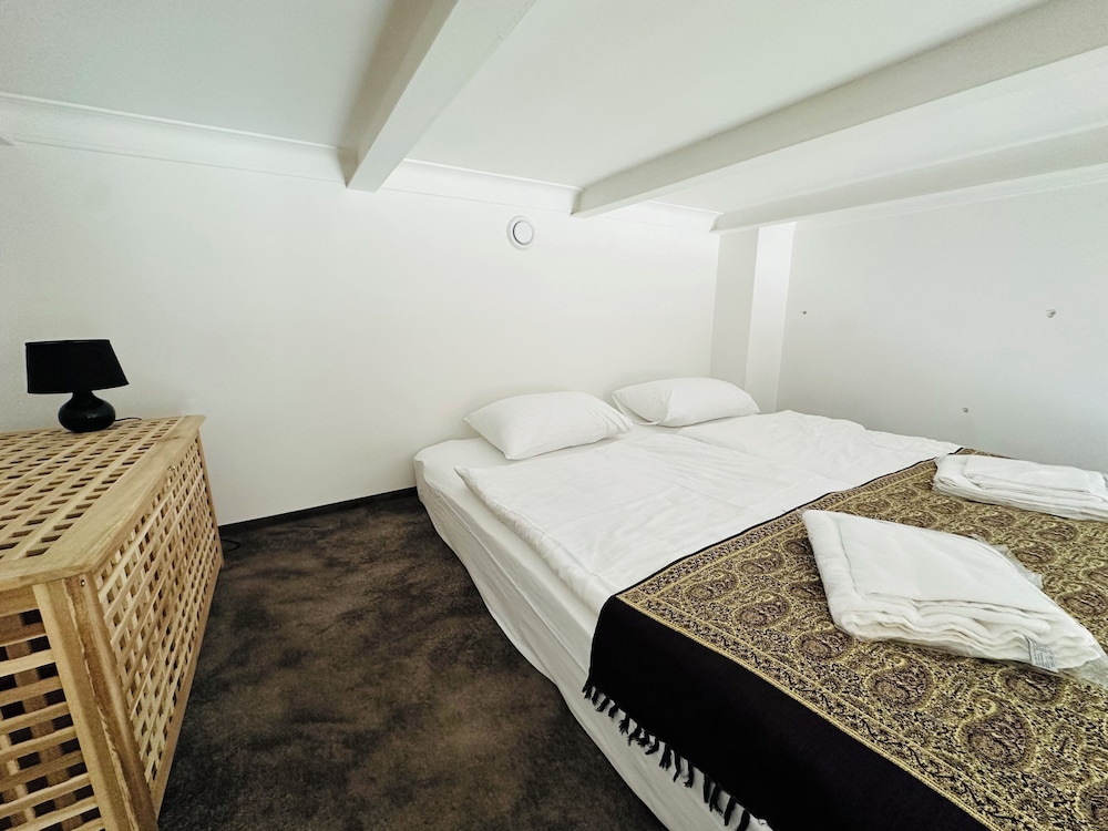 Studio, Futon Bed, Sofa, Studio 25 Street