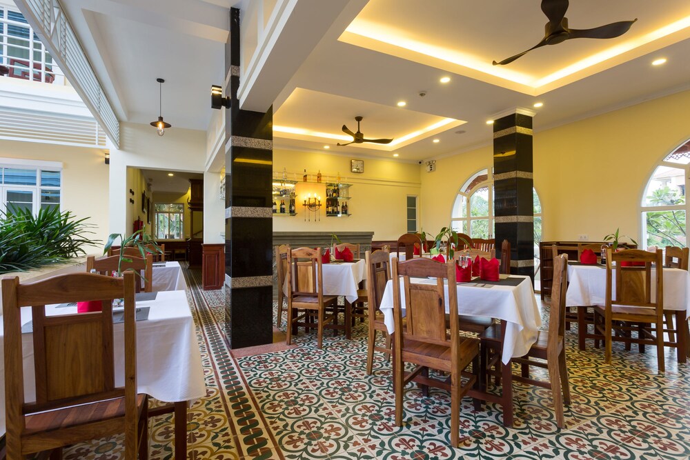 Grand Bayon Siem Reap Hotel 56/66
