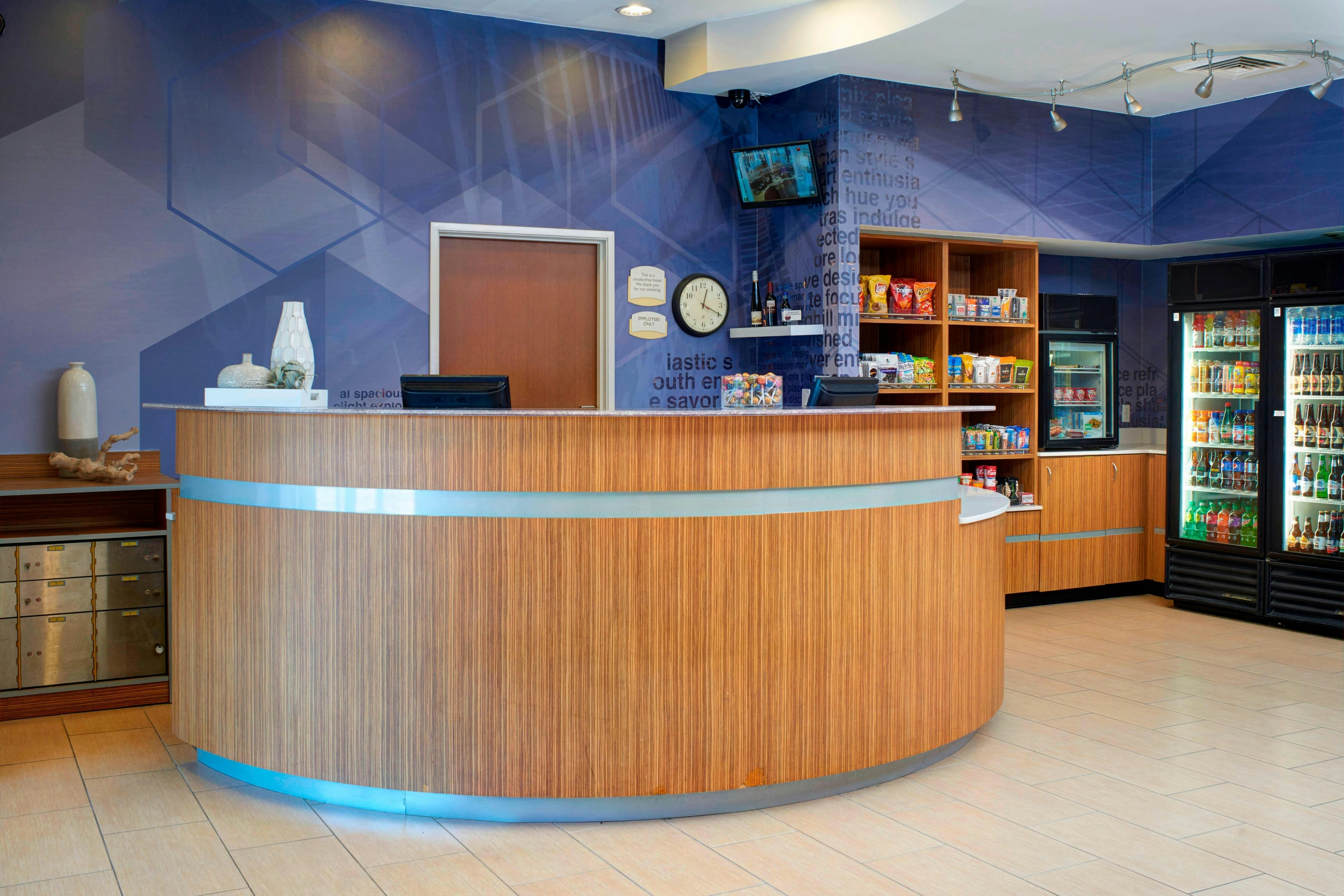 Lobby at SpringHill Suites St. Louis Brentwood, BRENTWOOD - MO