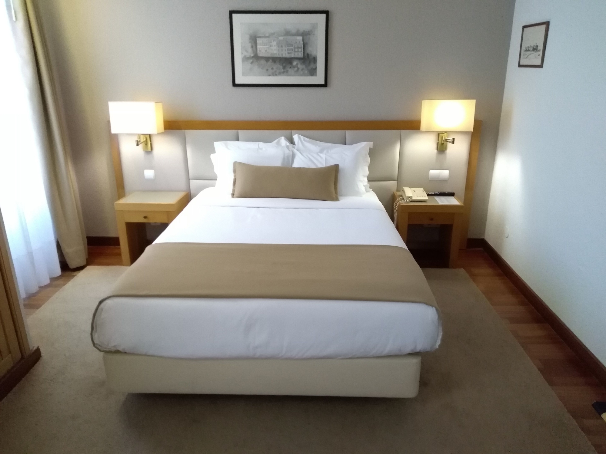 Standard, Twin Beds
