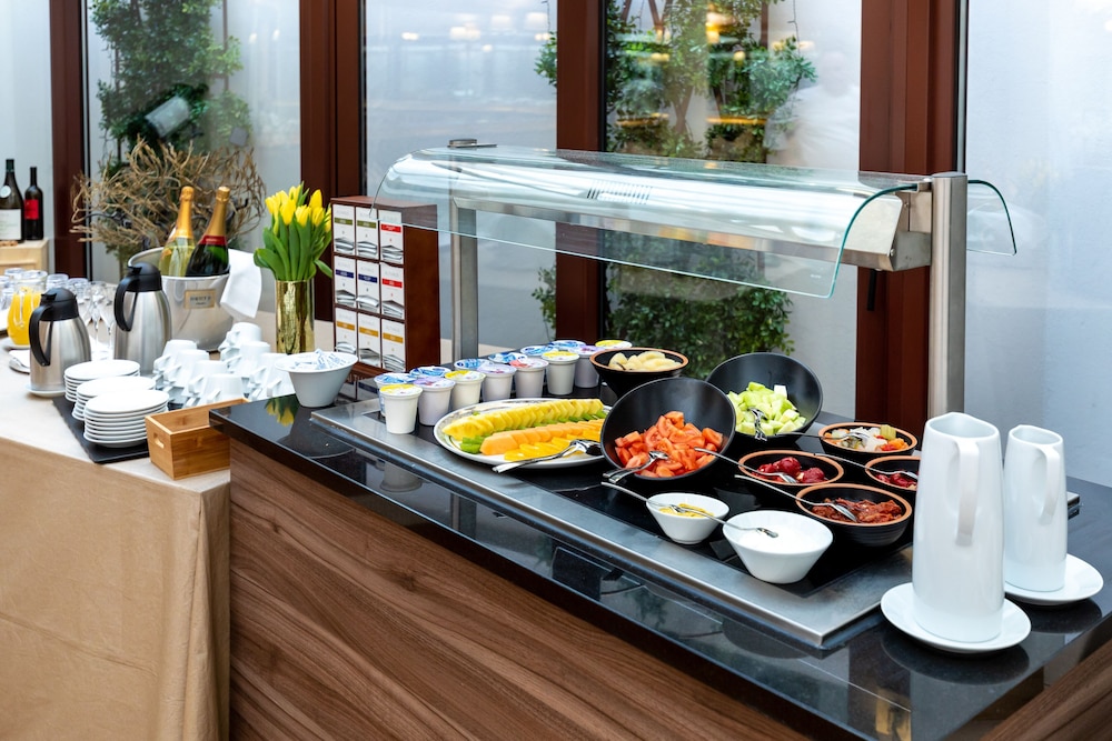 Le Premier Boutique Hotel 51/66