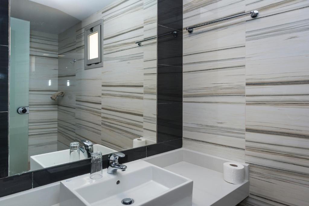 Porto Plazza Hotel 46/47
