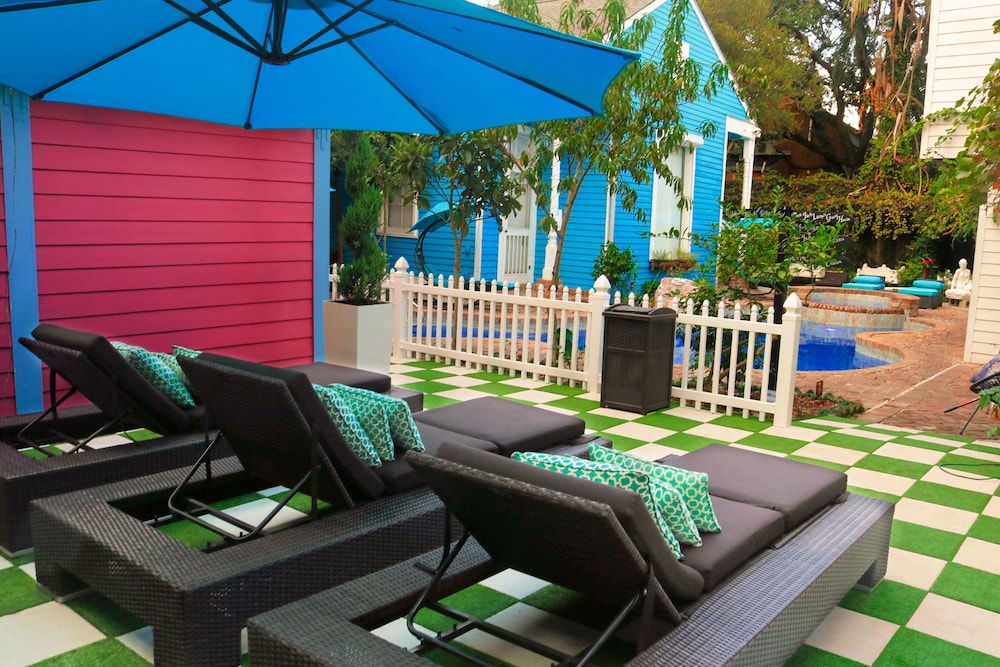 Best Location 7BR Next to FR Quarter! By YouRent 25/48