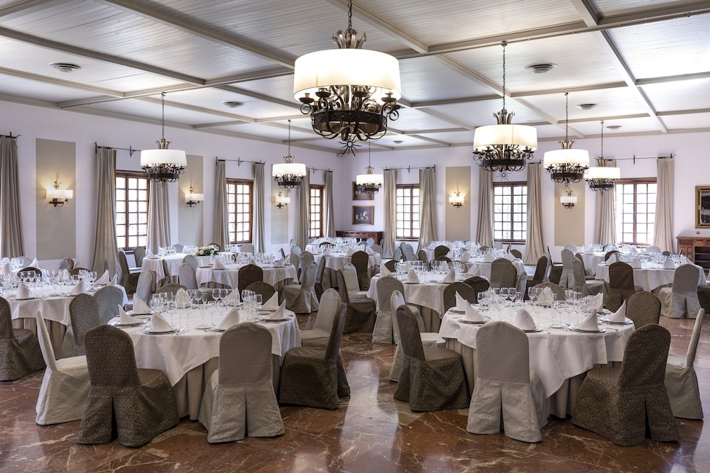 PARADOR DE TORDESILLAS 40/50