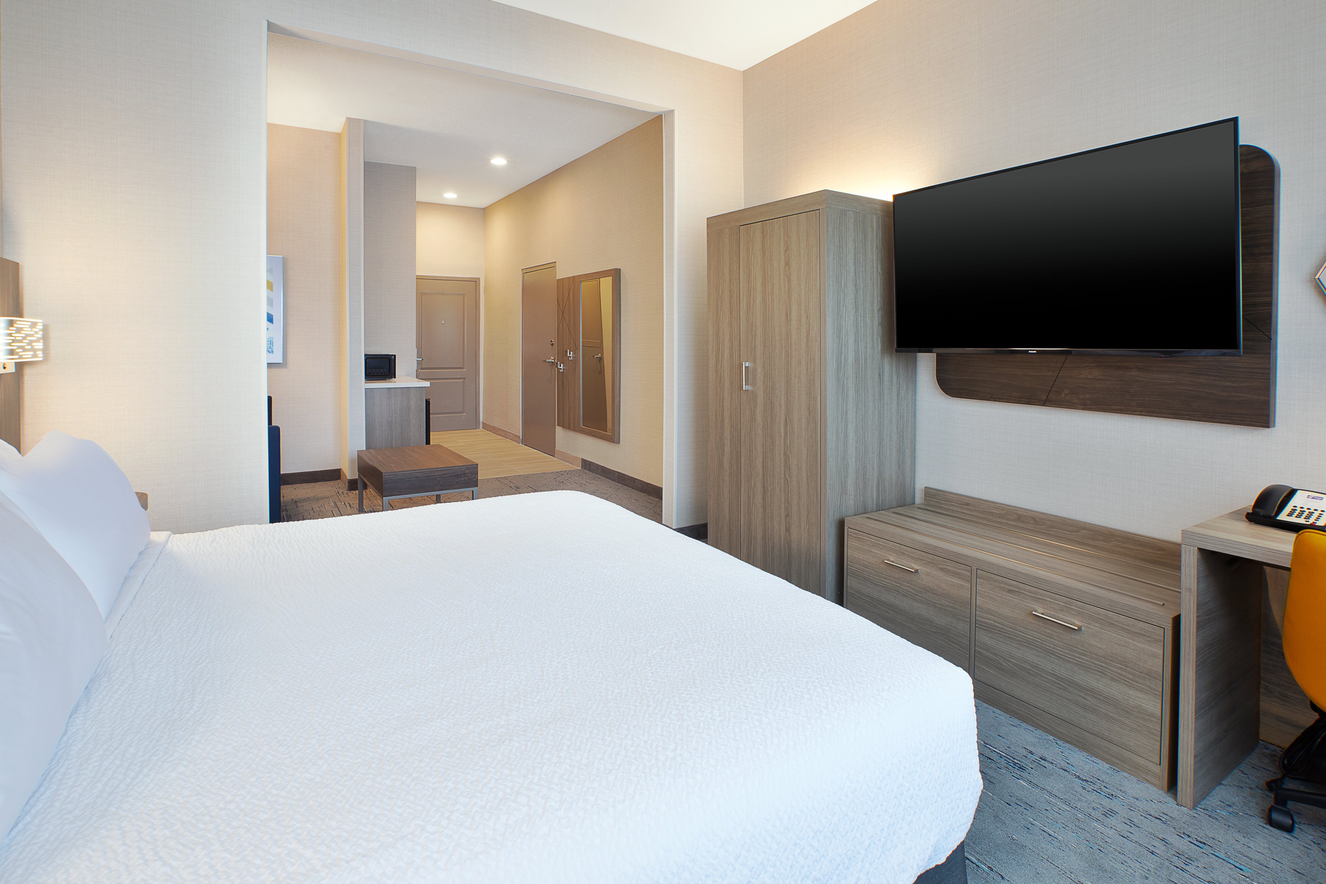 جناح بسرير كينج، Holiday Inn Express Hotel Suites Youngstown N Warren Niles 3/5