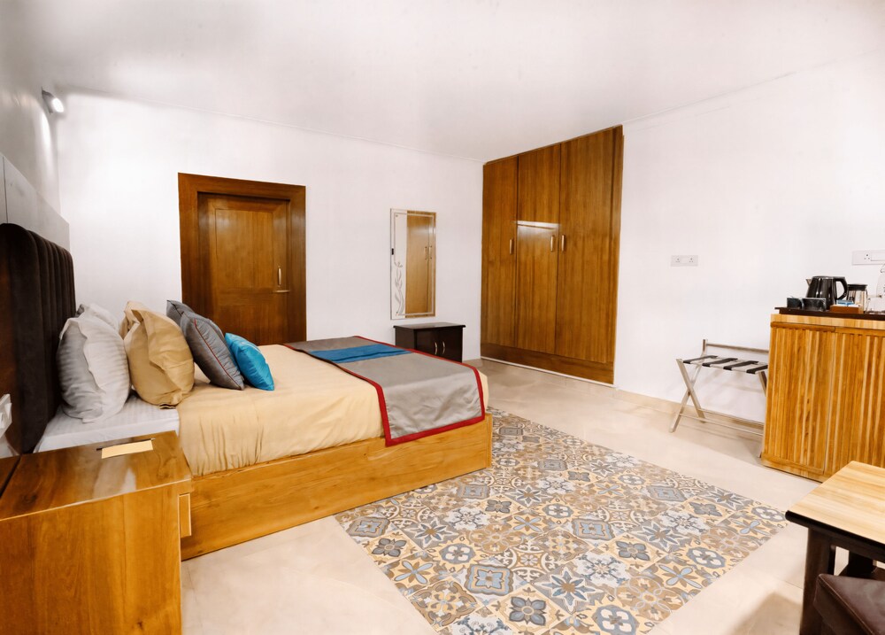 juSTa Lake View Residences, Nainital 19/35