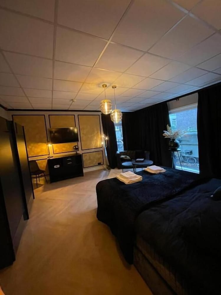 Hotel 83 14/31