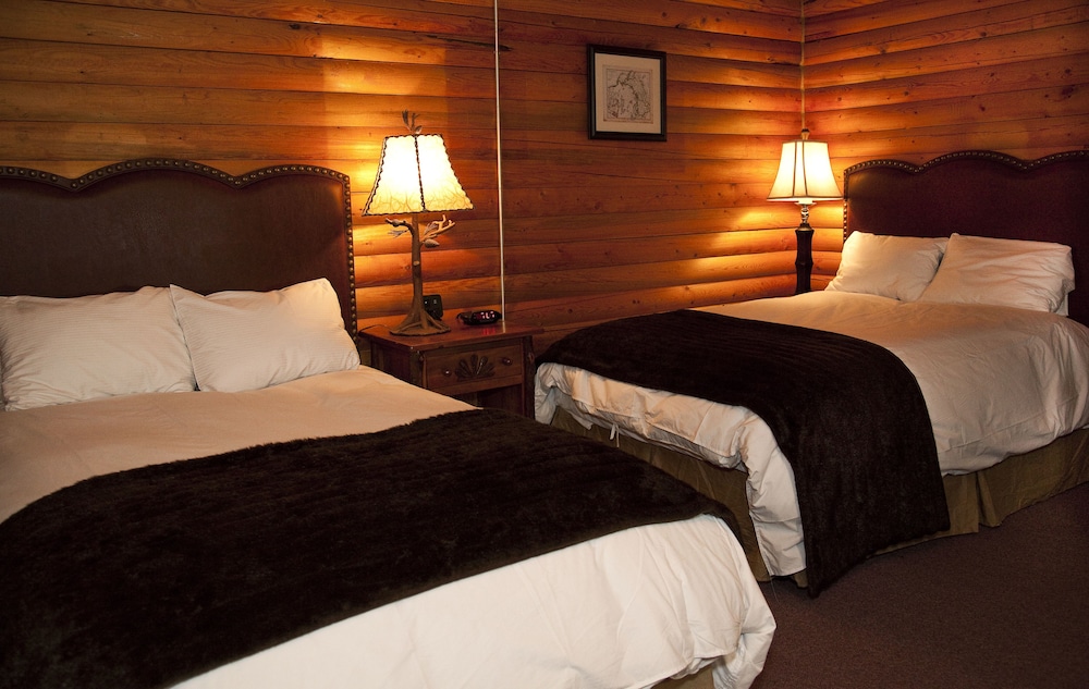 Denali Crow s Nest Cabins 13/48