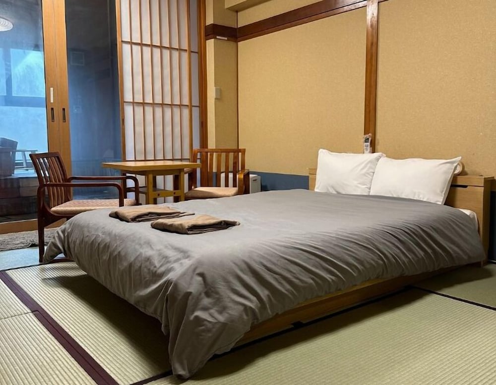 Nikko Garden Hotel 7/50