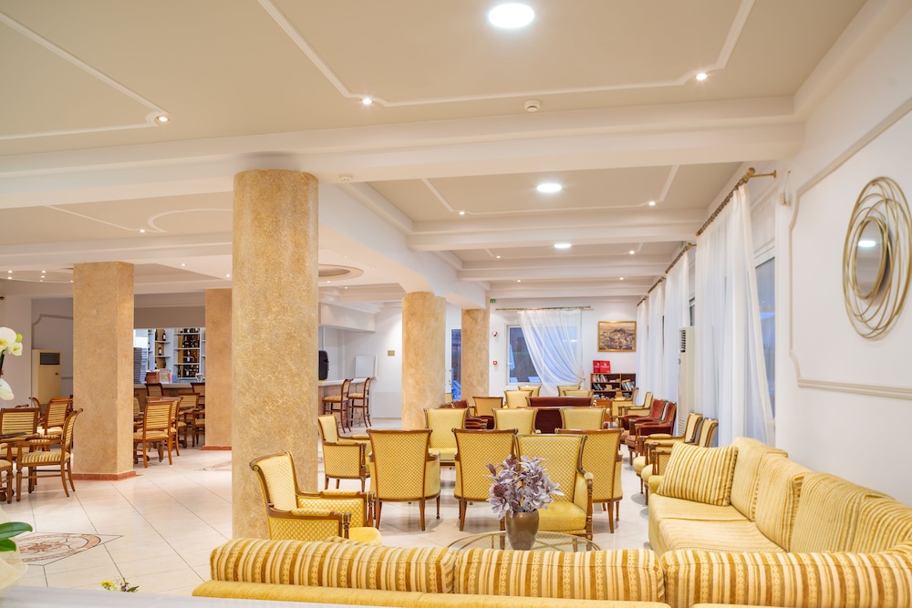 Cnic Gemini Hotel 41/60