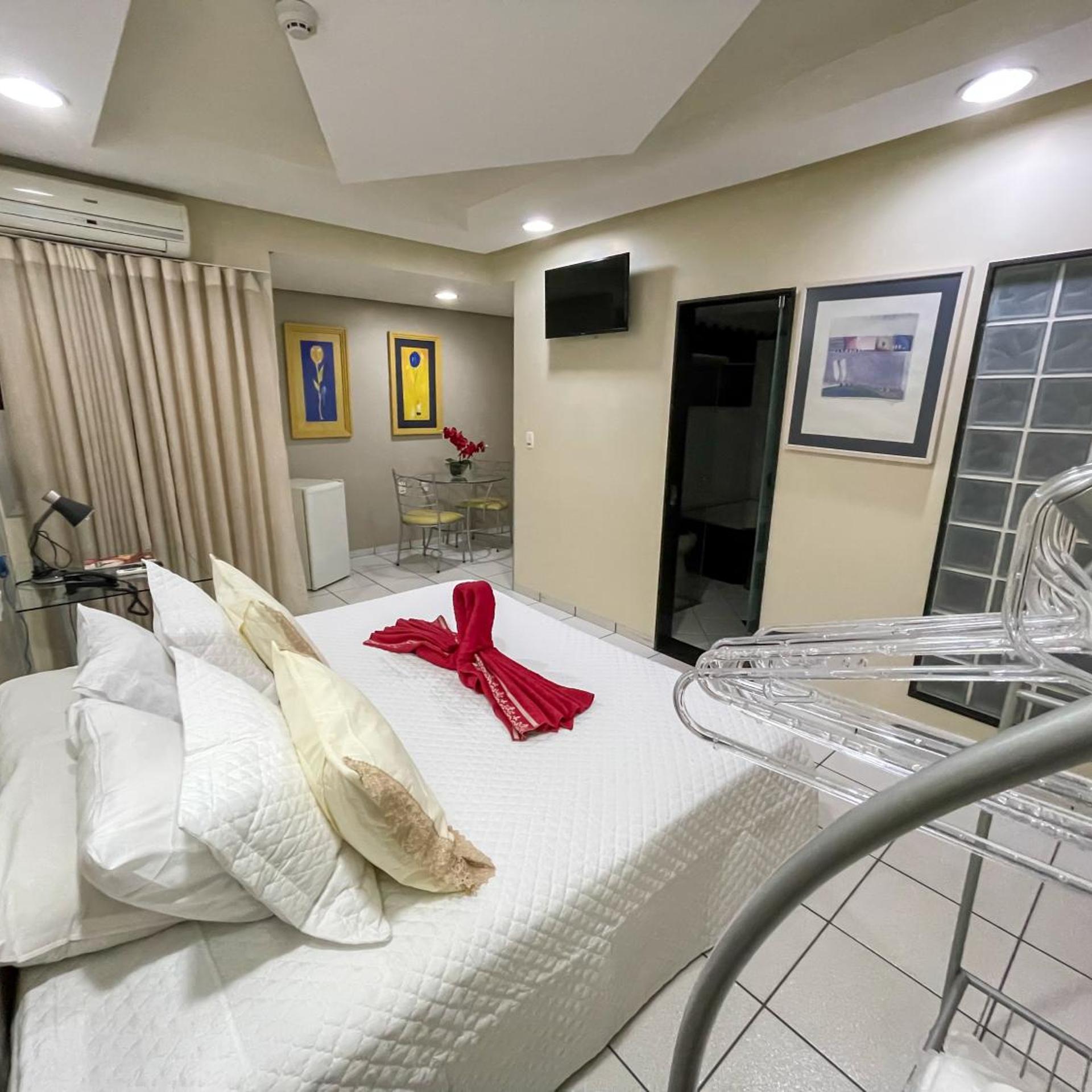 CANADA HOTEL 15/54
