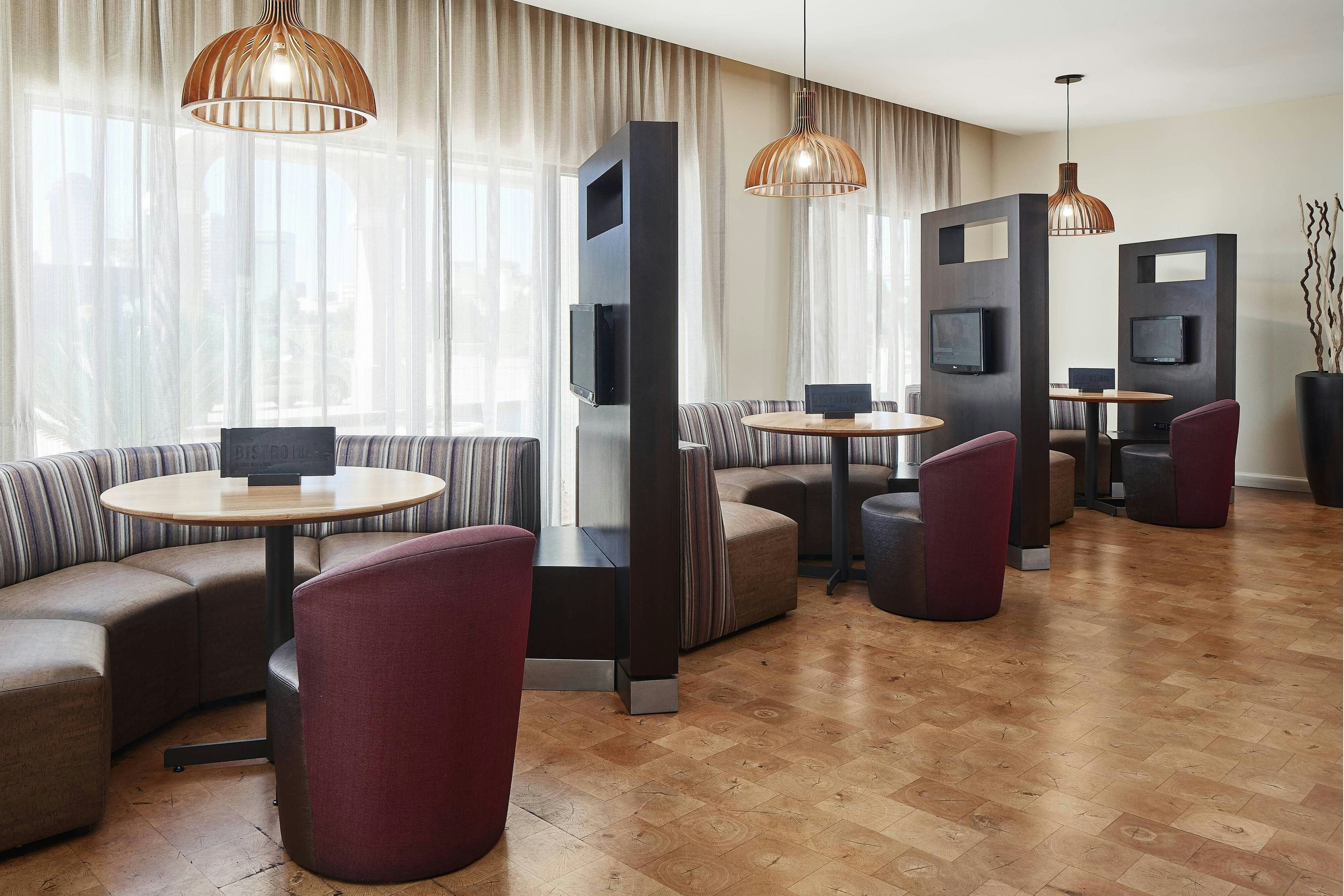 Courtyard By Marriott Shreveport Bossier Louisiana Boardwalk 8/16