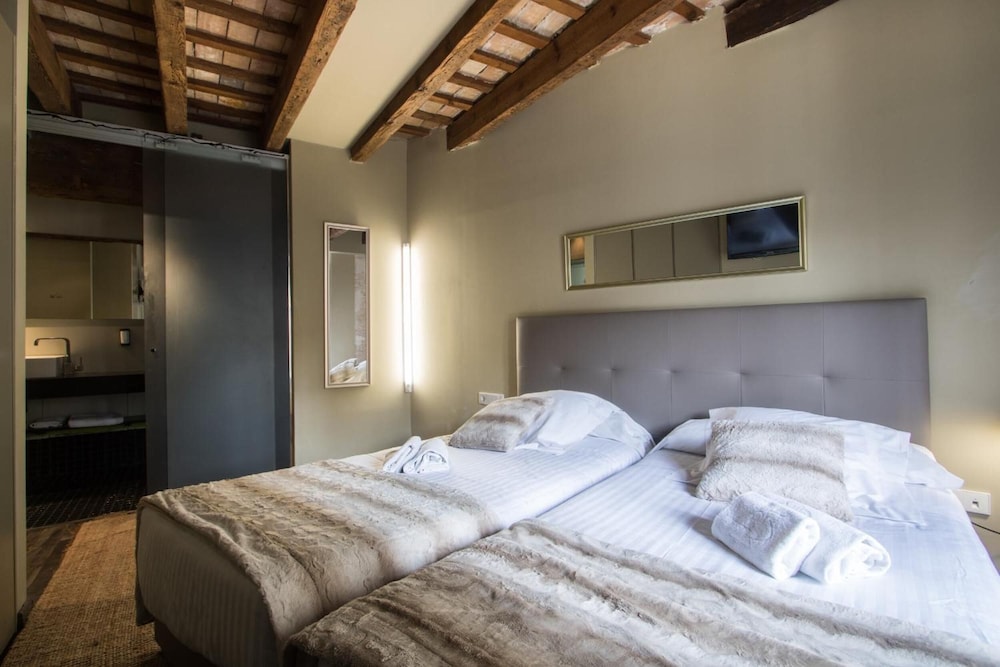 COSY ROOMS BOLSERÍA 40/56