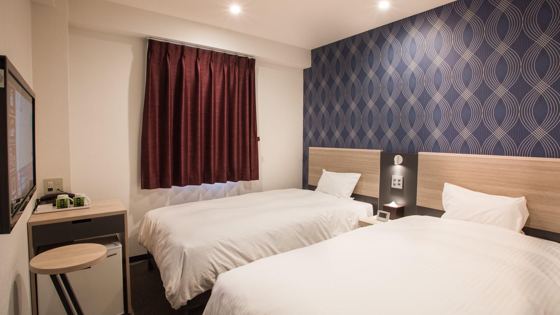 Budget, Twin Beds, Smoking