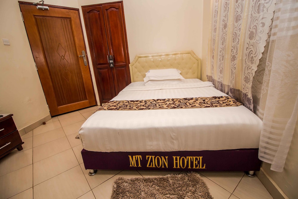 MT. ZION HOTEL 26/74