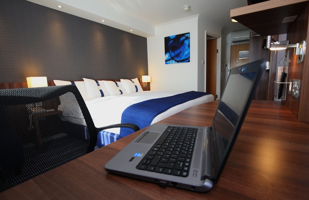 HOLIDAY INN EXPRESS YORK 35/72