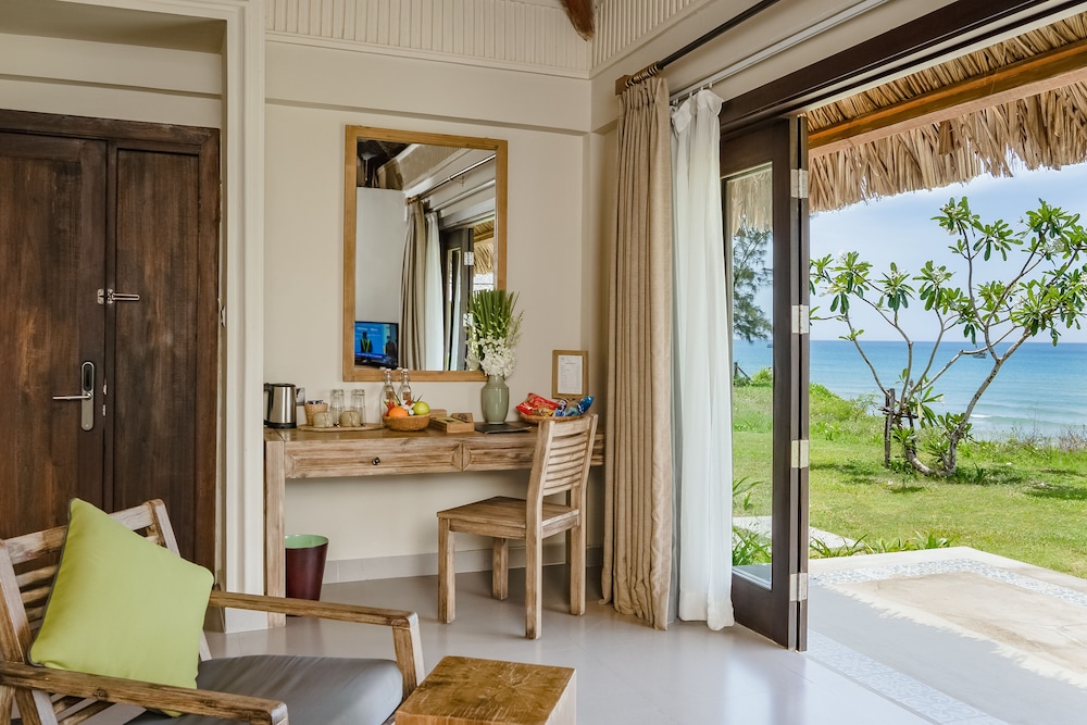Crown Retreat Quy Nhon 15/88