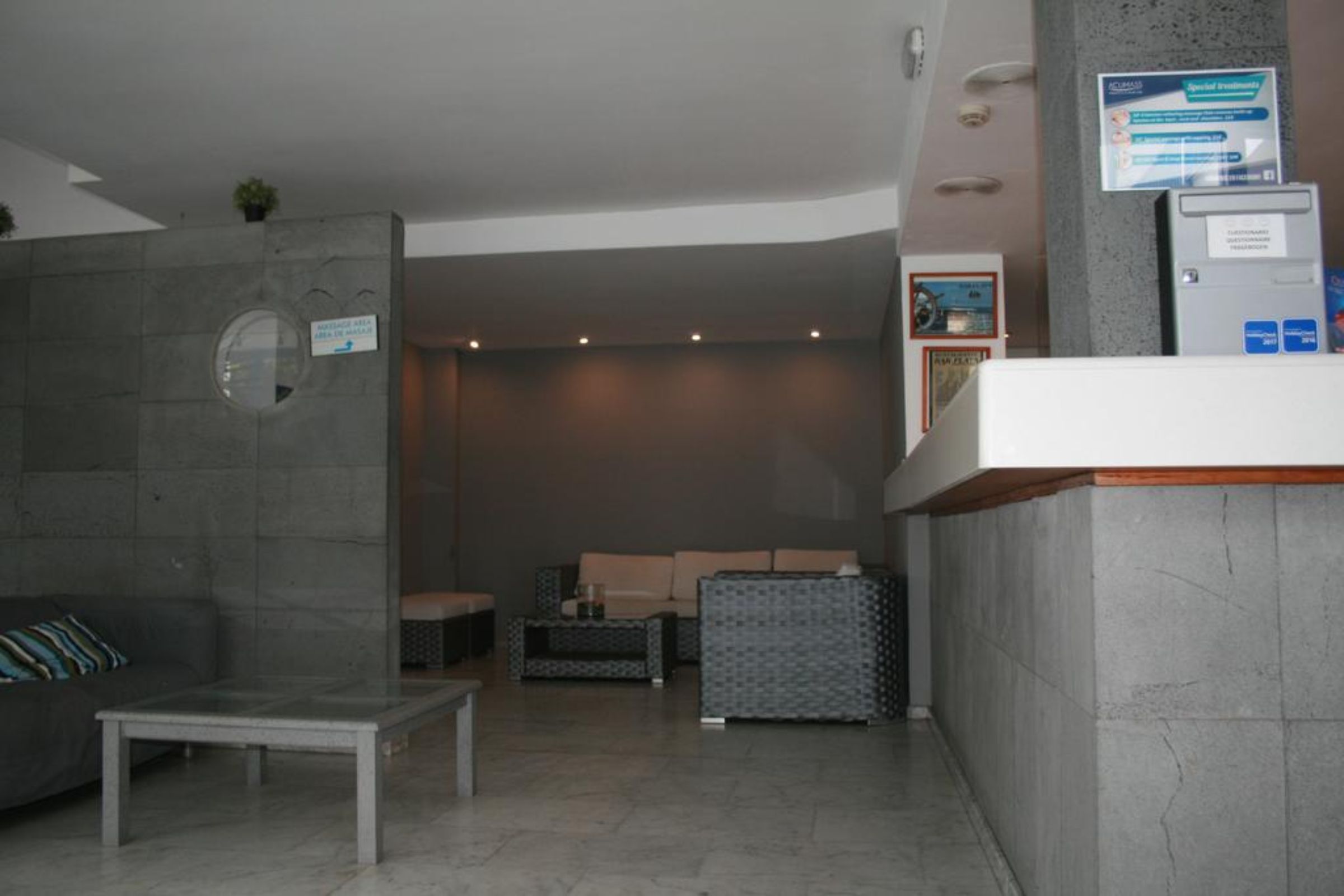 Costa Volcan Apartments 9/41