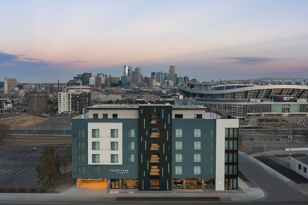 Courtyard by Marriott Denver Downtown West 1/41