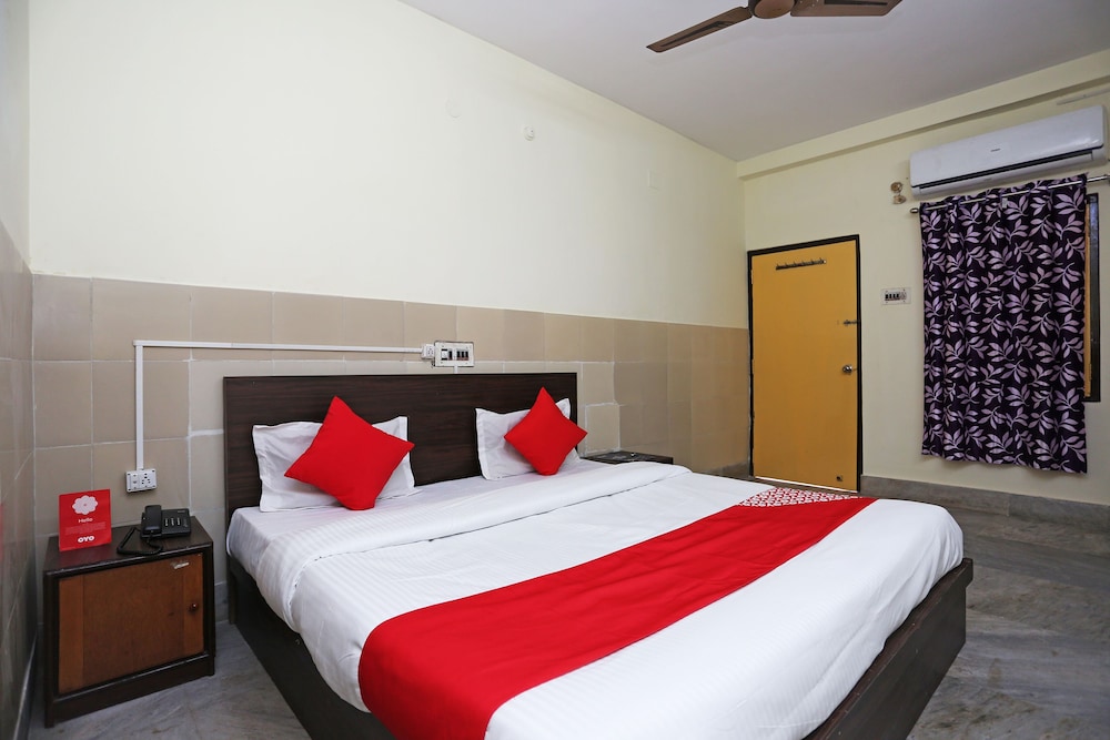 Oyo 26808 Shree Ram Residency 23/32