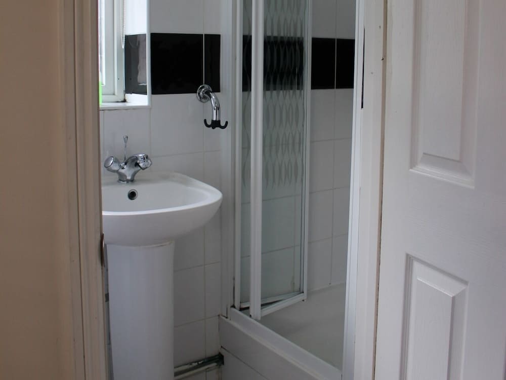 Debden Guest House 47/50