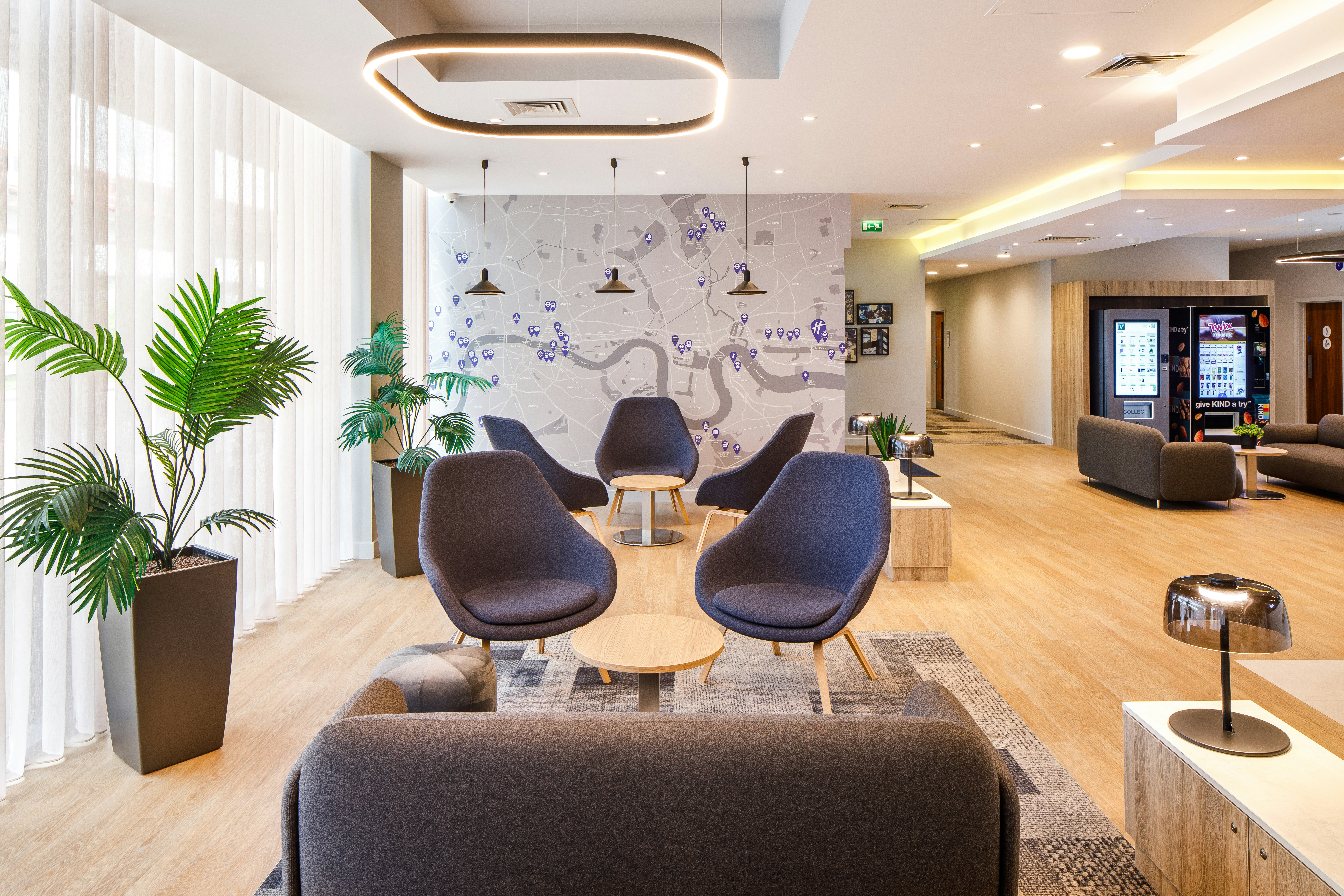 Holiday Inn Express London - Excel 30/64