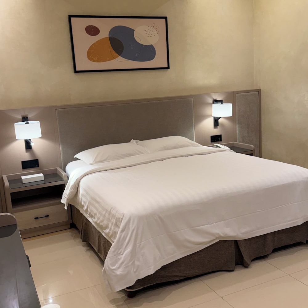 Mandarin Hotel Apartments 11/49