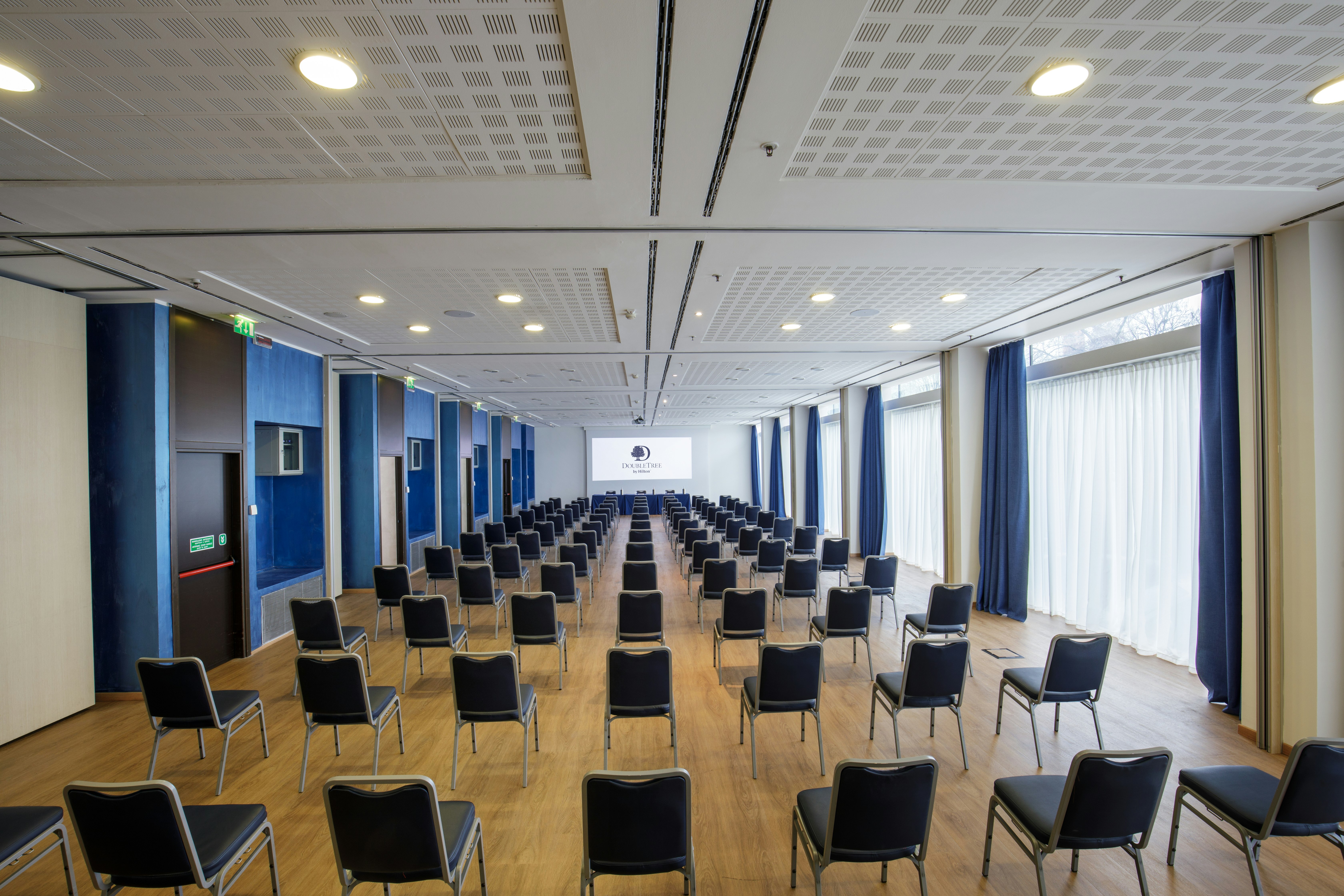 DOUBLETREE BY HILTON MILAN 76/83