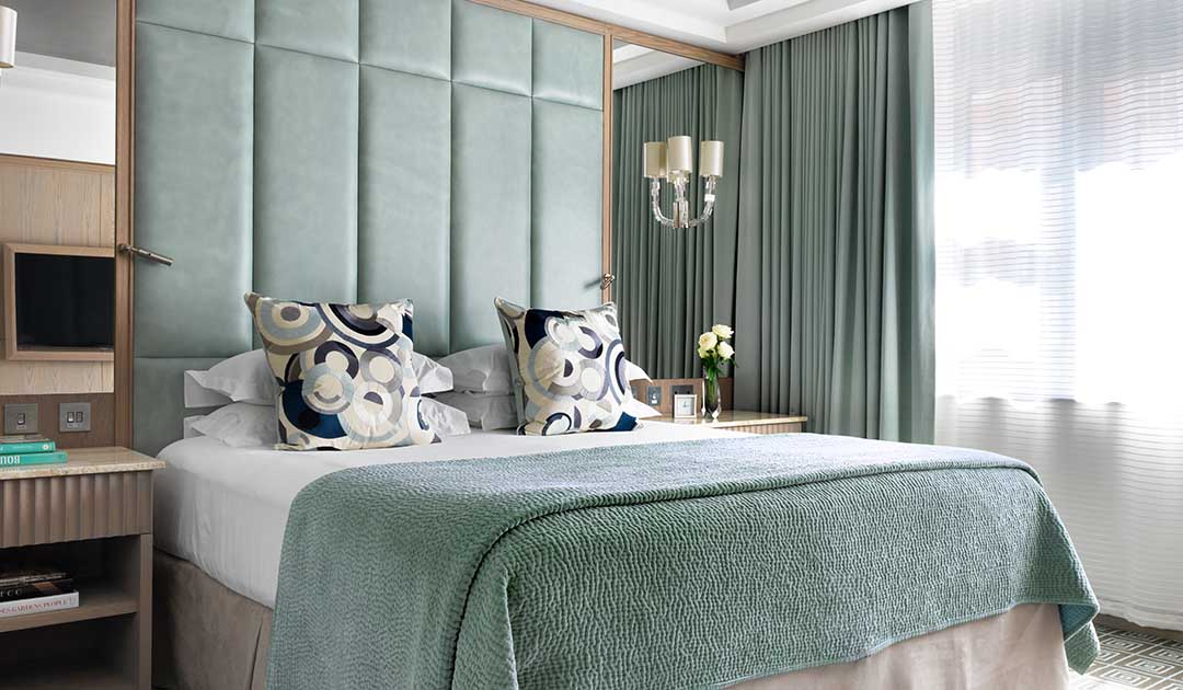 Luxury, Suite