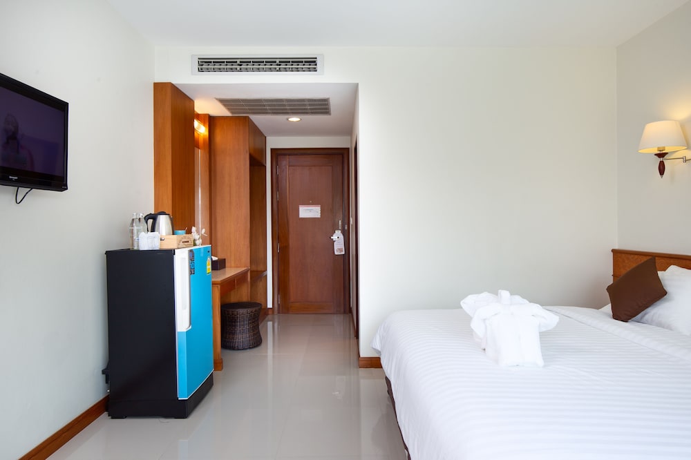 Kanchanaburi City Hotel 10/62