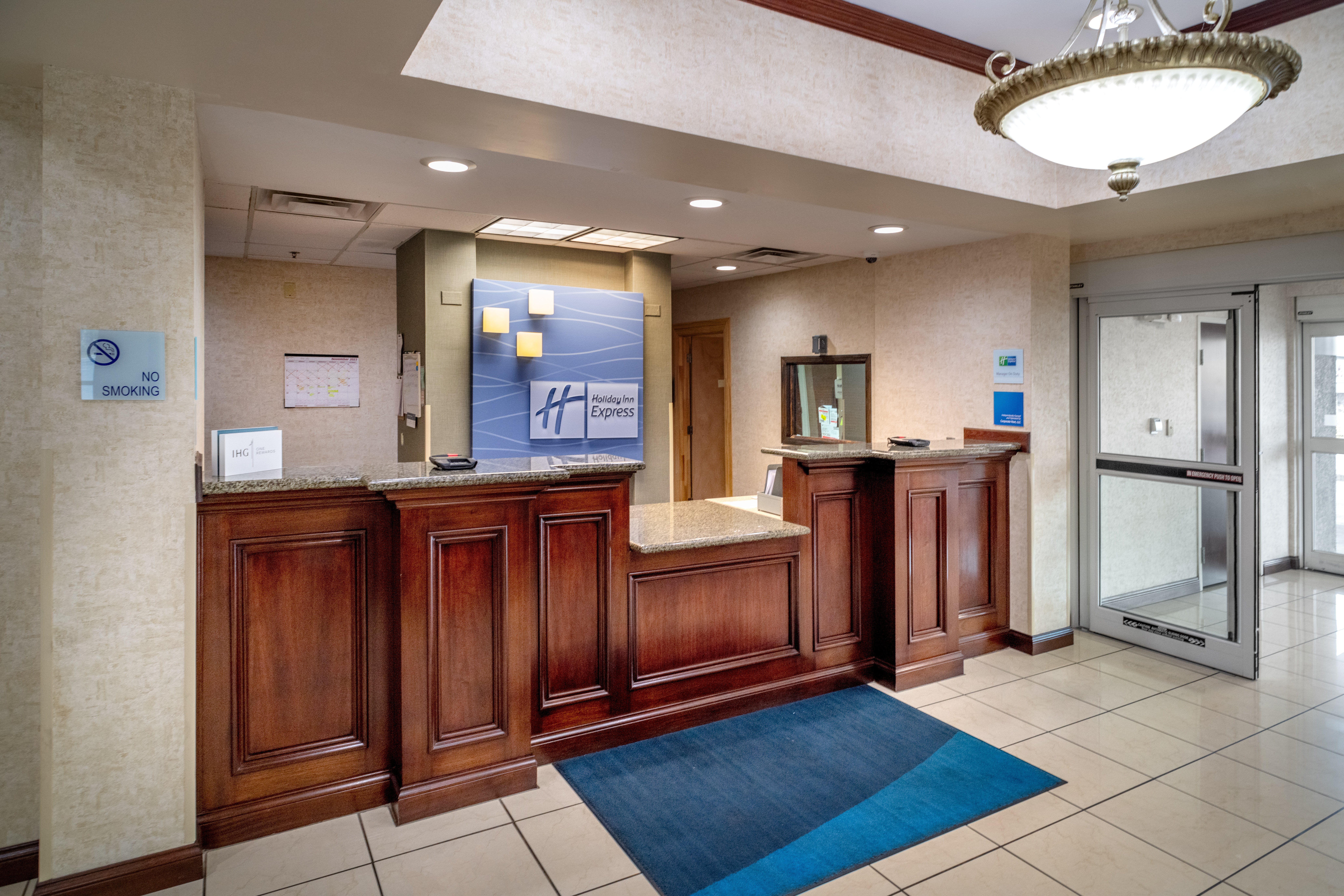 Holiday Inn Express Hotel Suites Hazard 2/43