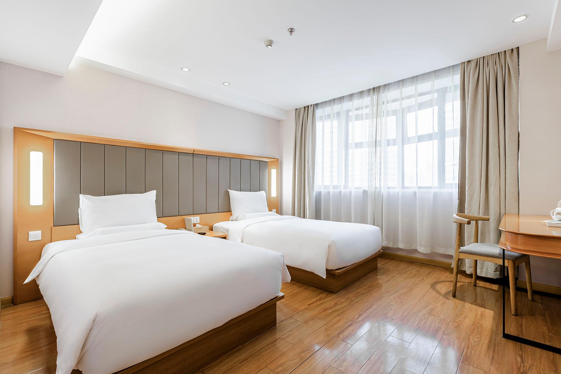 Ji Hotel (Shanghai Railway Station Tianmu West Road) 16/41