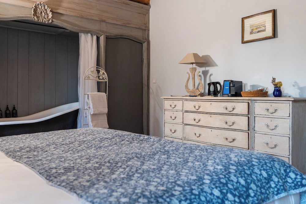 Le Galinier Lourmarin, a Beaumier Guesthouse 11/50