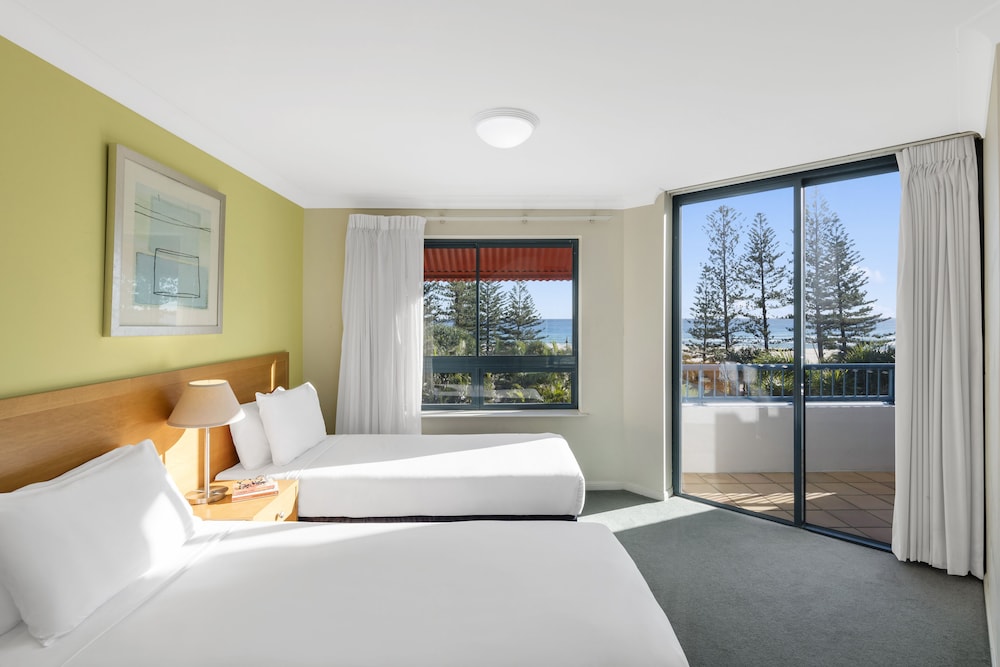 Oaks Gold Coast Calypso Plaza Suites 17/72