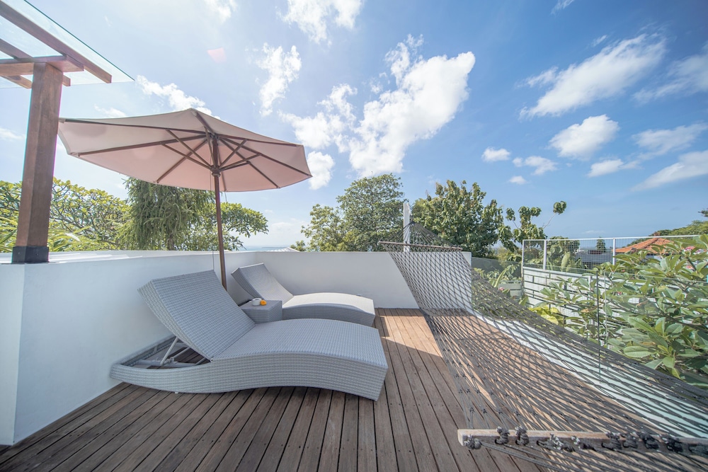 The Jimbaran Beach Villa by Ini Vie Hospitality 22/50