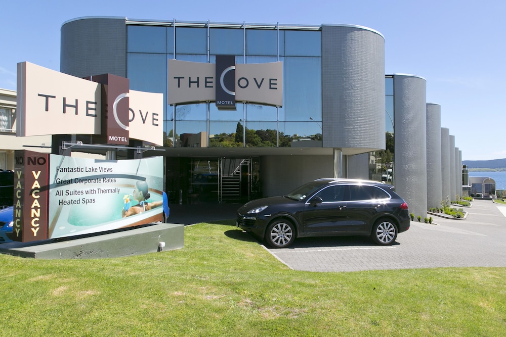 The Cove Taupo 49/57