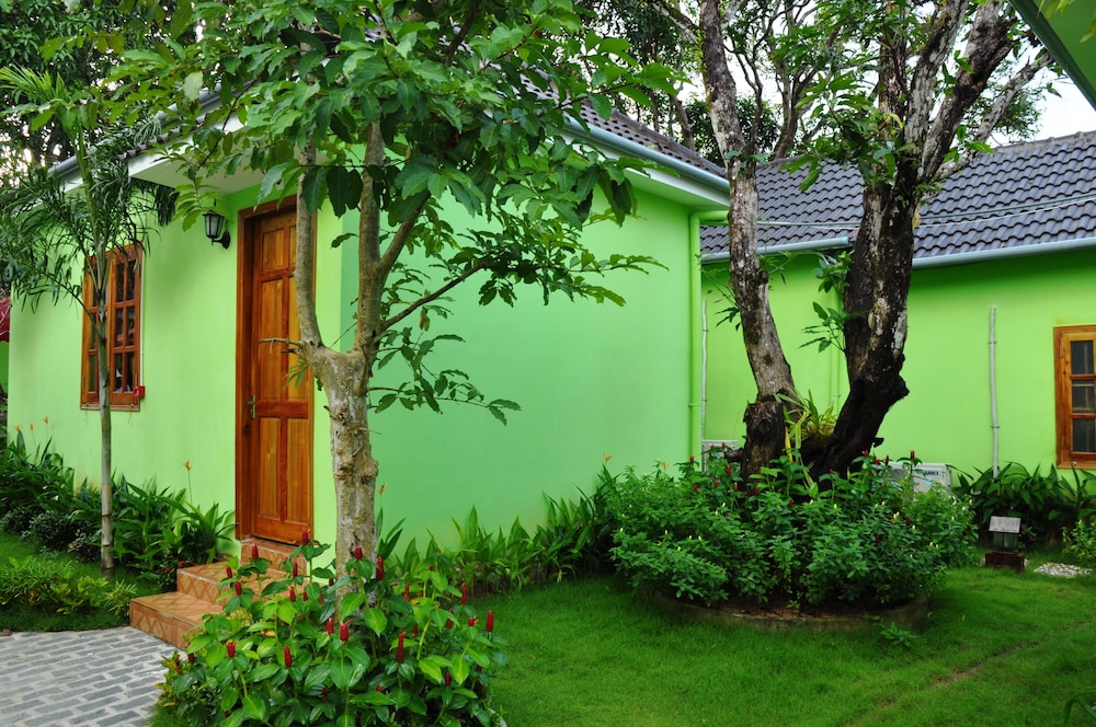 Bamboo Resort Phu Quoc 68/73