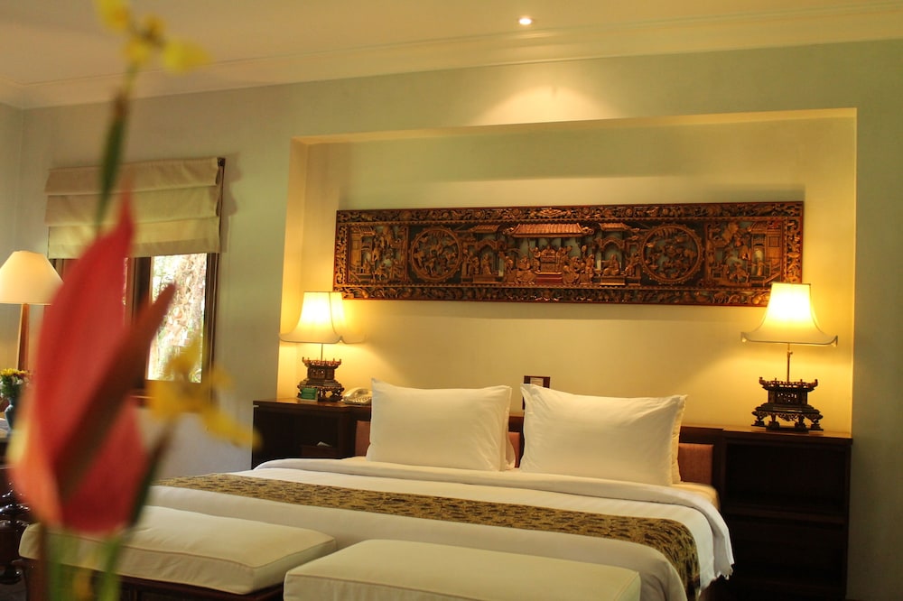 Laras Asri Resort And Spa 24/66
