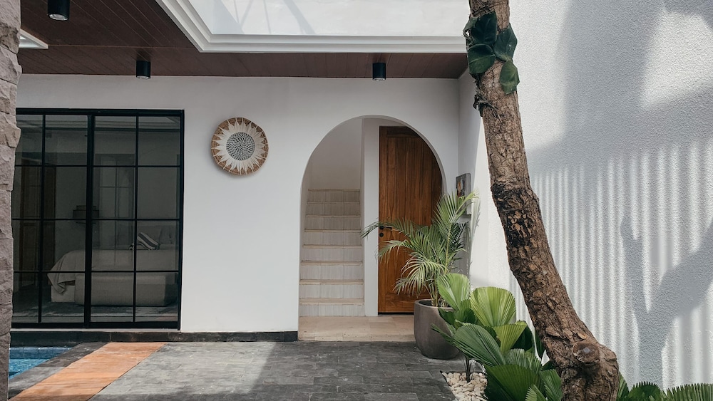 D Wina Villa Canggu 2/73