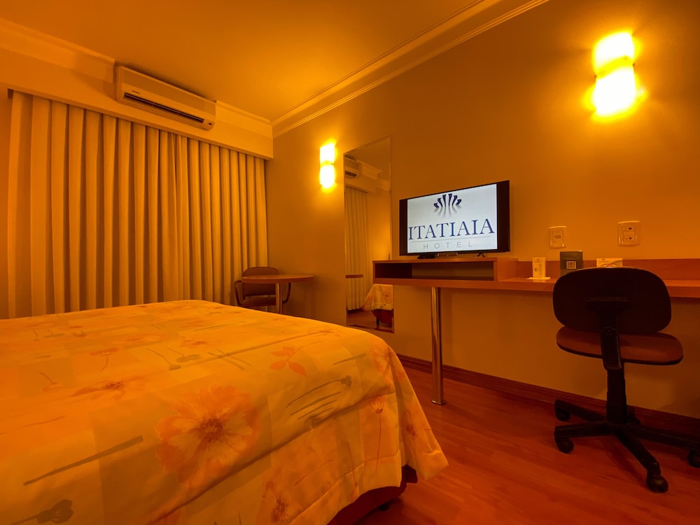 Itatiaia Premium Hotel 24/54